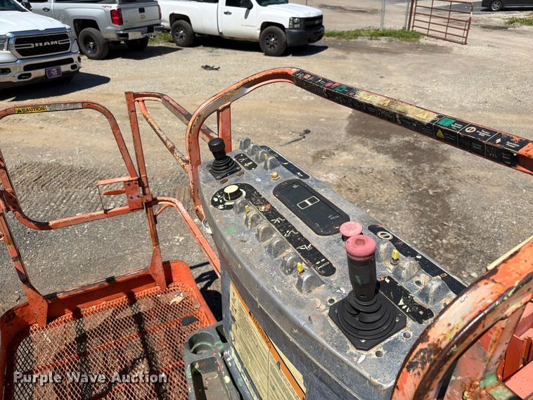 image for item FC3085 JLG 600SC boom lift