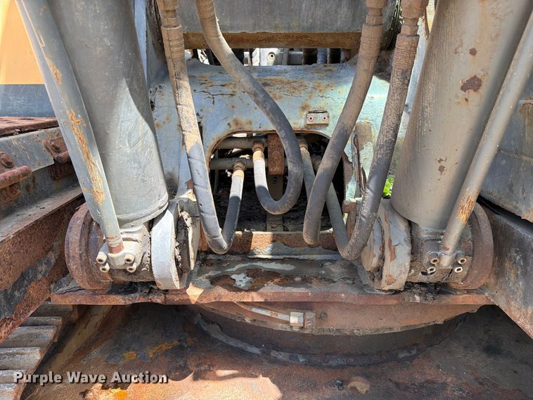 image for item FC3086 2017 Volvo EC140EL excavator