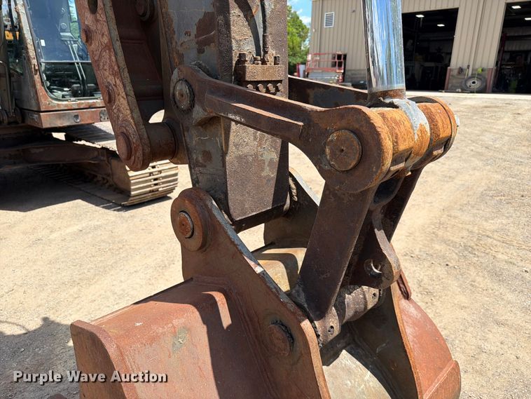 image for item FC3086 2017 Volvo EC140EL excavator