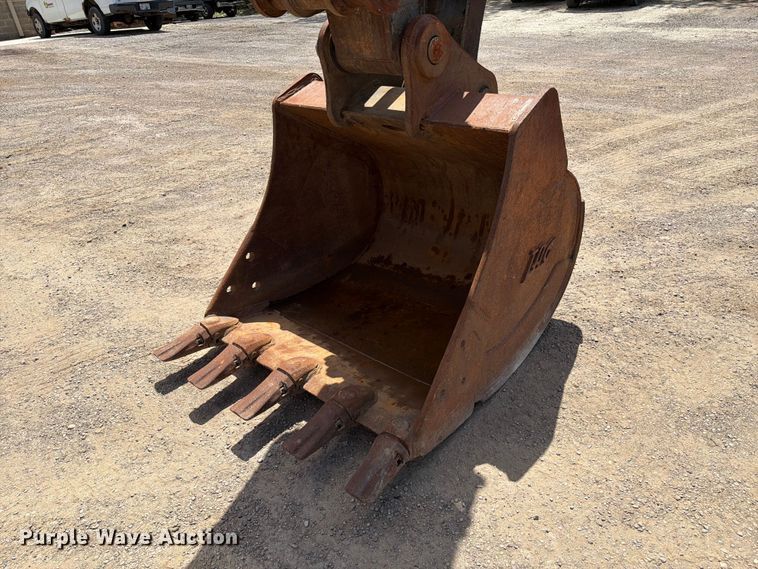 image for item FC3086 2017 Volvo EC140EL excavator