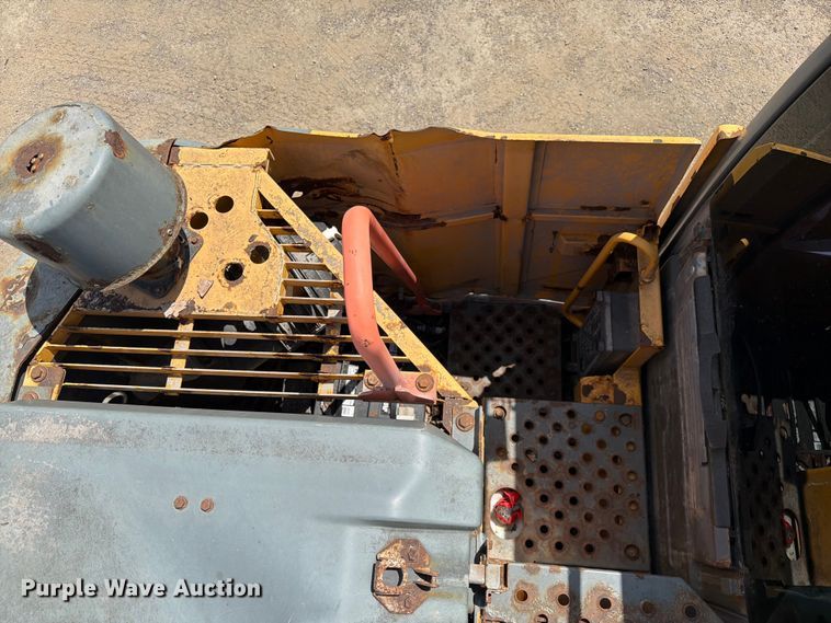 image for item FC3086 2017 Volvo EC140EL excavator