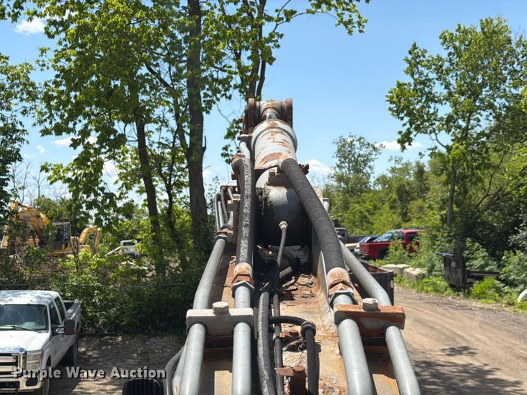 image for item FC3086 2017 Volvo EC140EL excavator