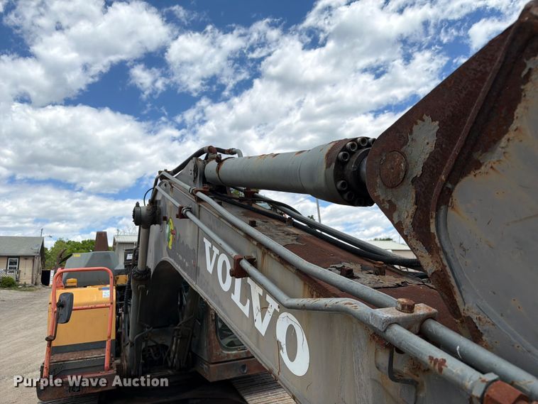 image for item FC3086 2017 Volvo EC140EL excavator