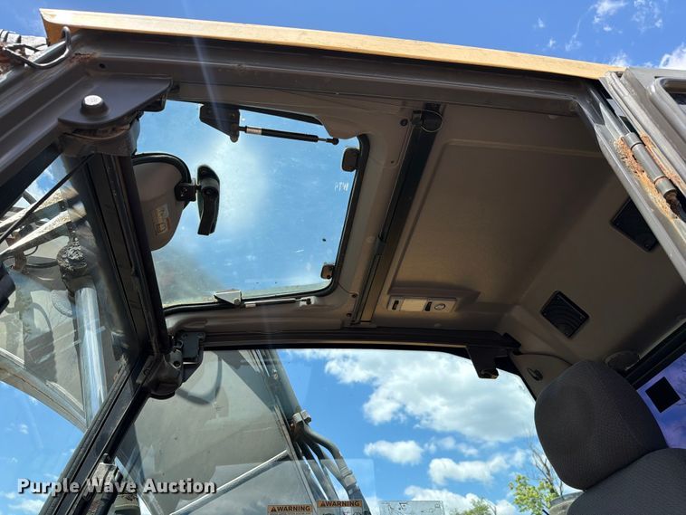 image for item FC3086 2017 Volvo EC140EL excavator