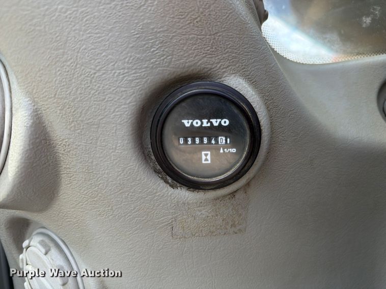 image for item FC3086 2017 Volvo EC140EL excavator