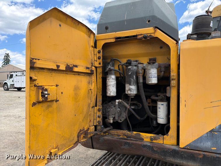 image for item FC3086 2017 Volvo EC140EL excavator