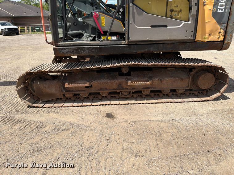 image for item FC3086 2017 Volvo EC140EL excavator