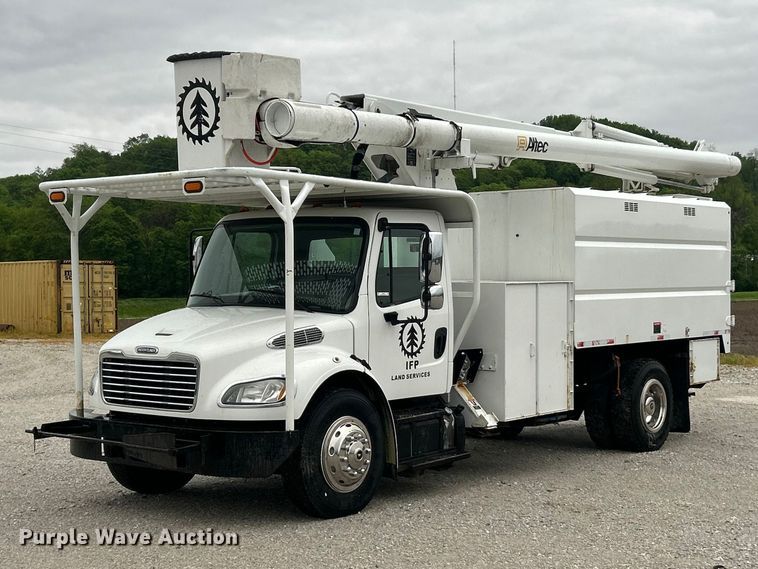 image for item FC5458 2014 Freightliner M2 forestry bucket truck