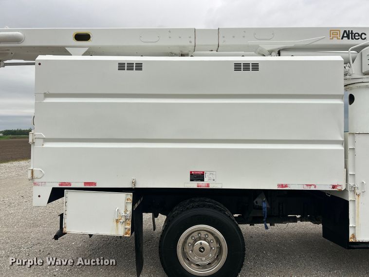 image for item FC5458 2014 Freightliner M2 forestry bucket truck