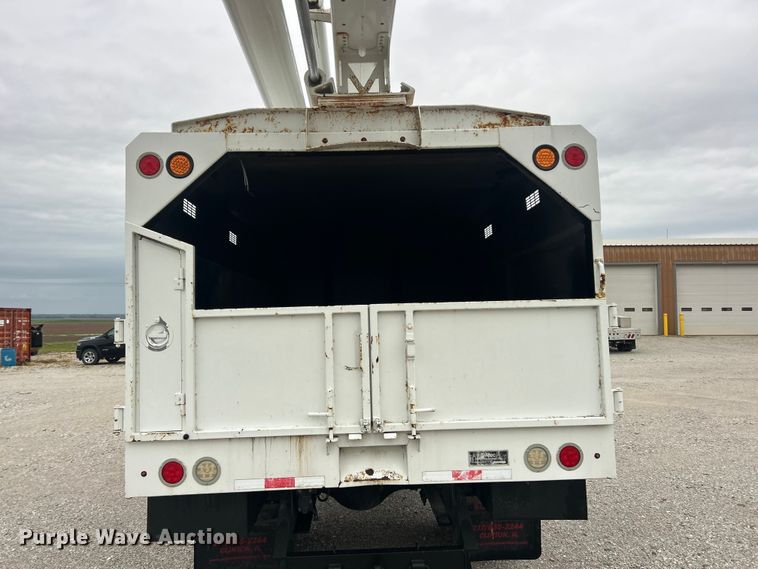 image for item FC5458 2014 Freightliner M2 forestry bucket truck