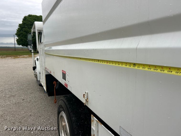 image for item FC5458 2014 Freightliner M2 forestry bucket truck