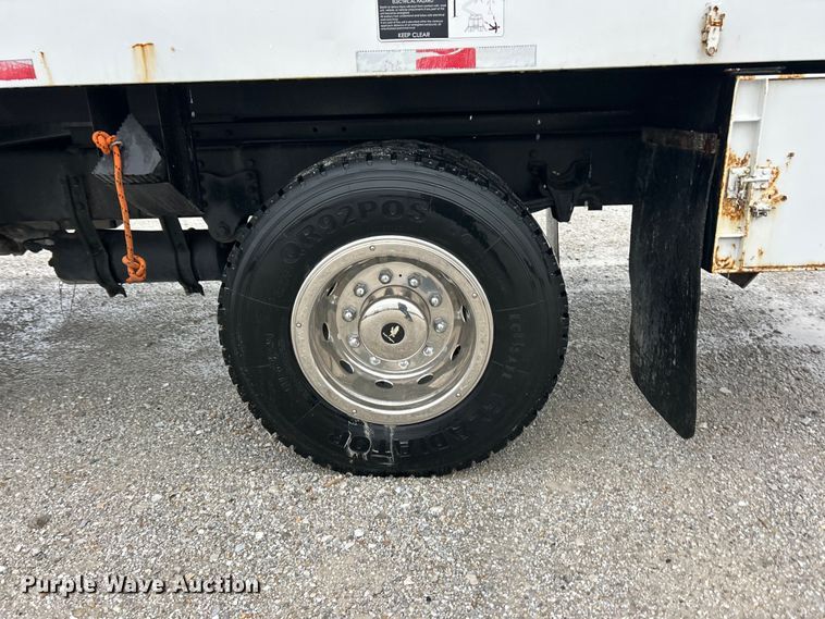 image for item FC5458 2014 Freightliner M2 forestry bucket truck