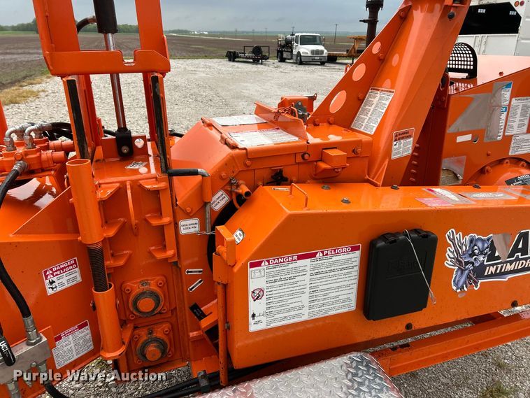 image for item FC5459 2019 Bandit 12XPC wood chipper