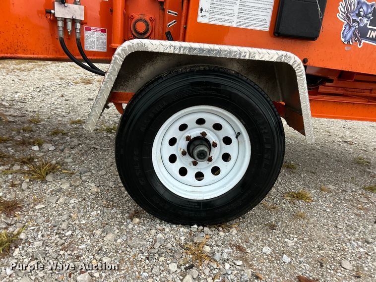 image for item FC5459 2019 Bandit 12XPC wood chipper