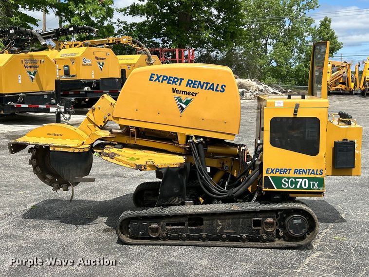 image for item FC5466 2021 Vermeer SC70TX stump grinder