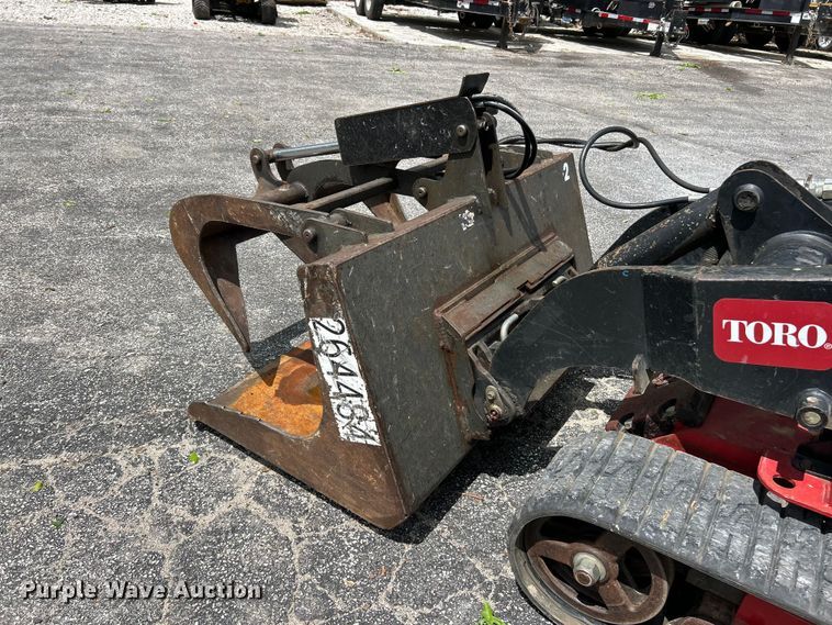 image for item FC5467 2019 Toro Dingo 22324 compact utility loader