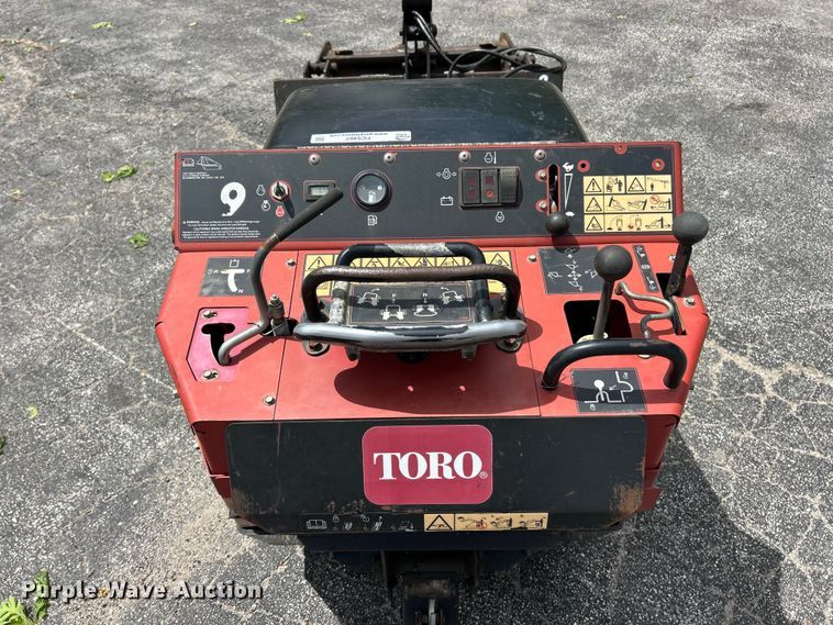 image for item FC5467 2019 Toro Dingo 22324 compact utility loader