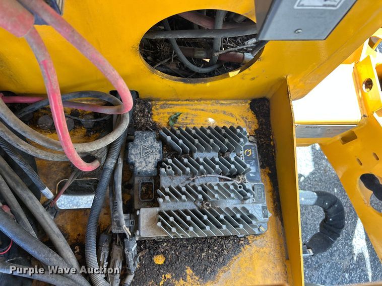 image for item FC5468 2019 Haulotte 55XA boom lift