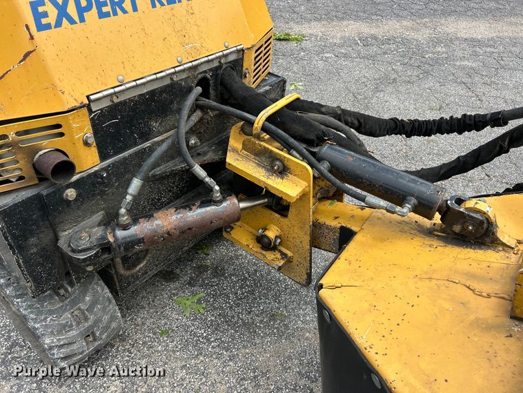 image for item FC5469 2020 Vermeer SC40TX stump grinder