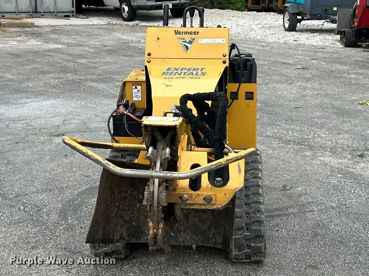 image for item FC5470 2021 Vermeer SC30TX stump grinder