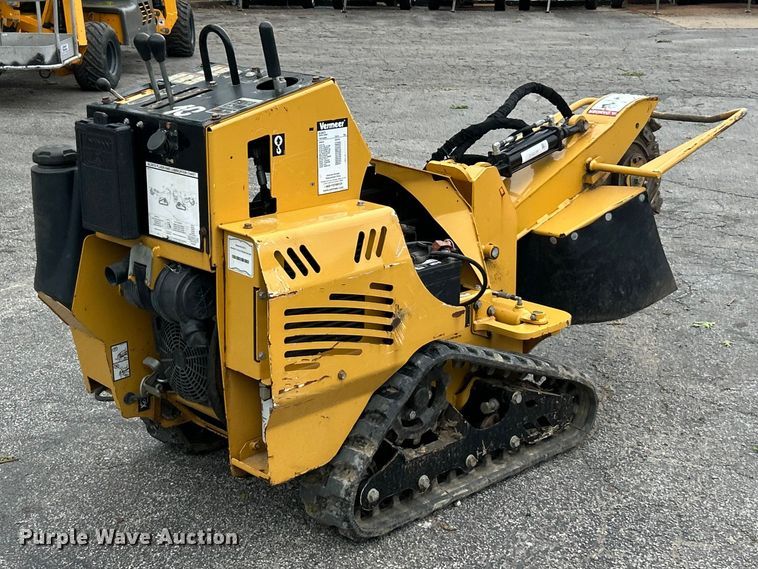 image for item FC5470 2021 Vermeer SC30TX stump grinder