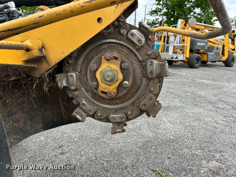 image for item FC5470 2021 Vermeer SC30TX stump grinder
