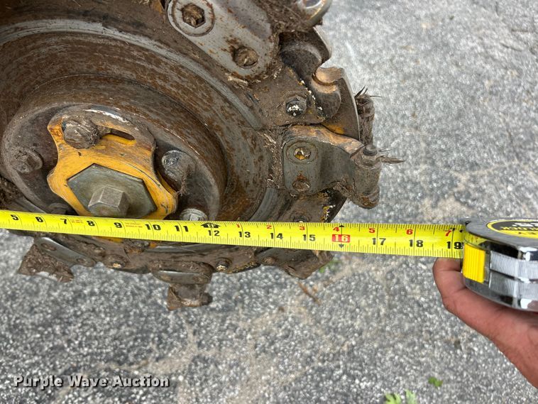 image for item FC5470 2021 Vermeer SC30TX stump grinder