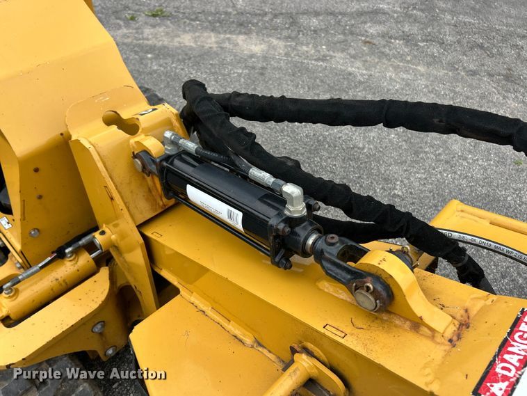 image for item FC5470 2021 Vermeer SC30TX stump grinder