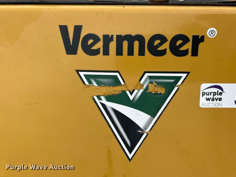image for item FC5470 2021 Vermeer SC30TX stump grinder