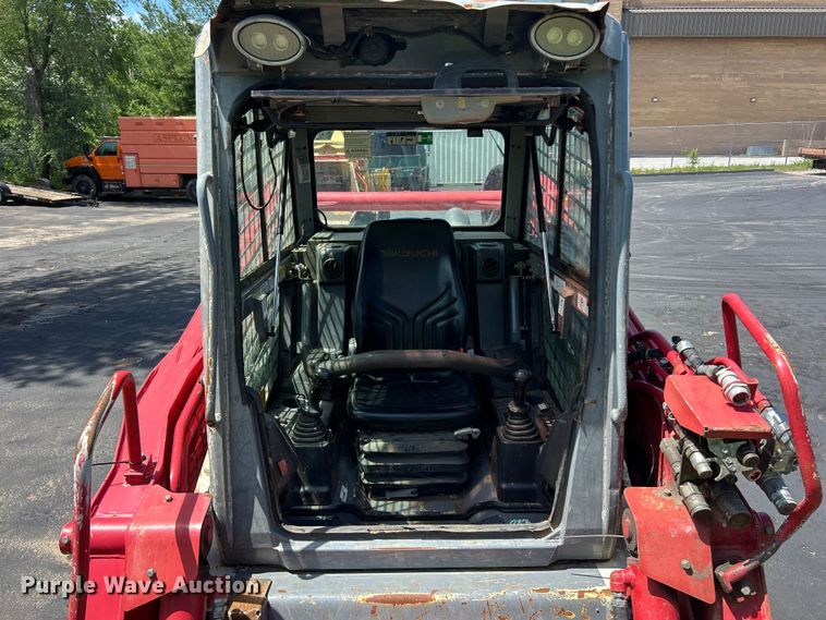 image for item FC5479 Takeuchi TL12V2 tracked skid steer loader