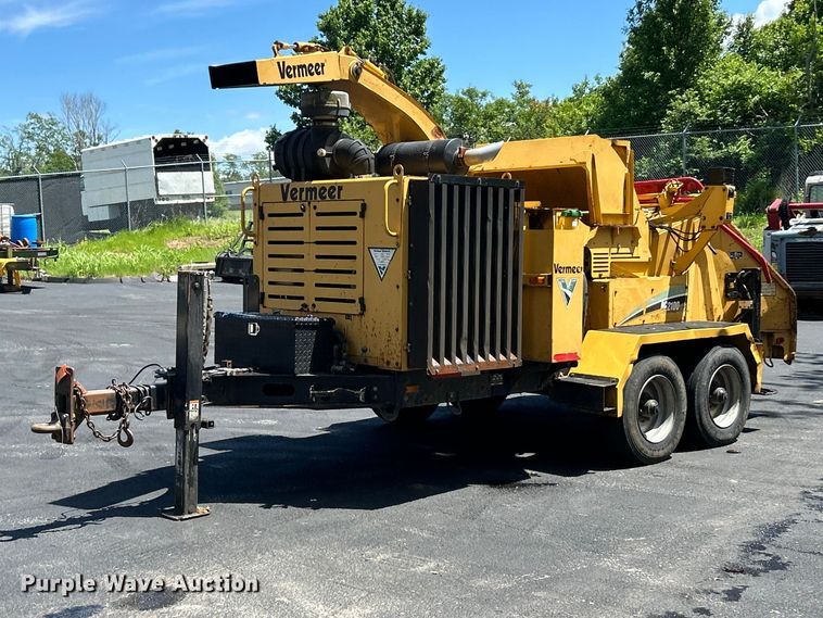 image for item FC5480 2008 Vermeer BC2100XL wood chipper