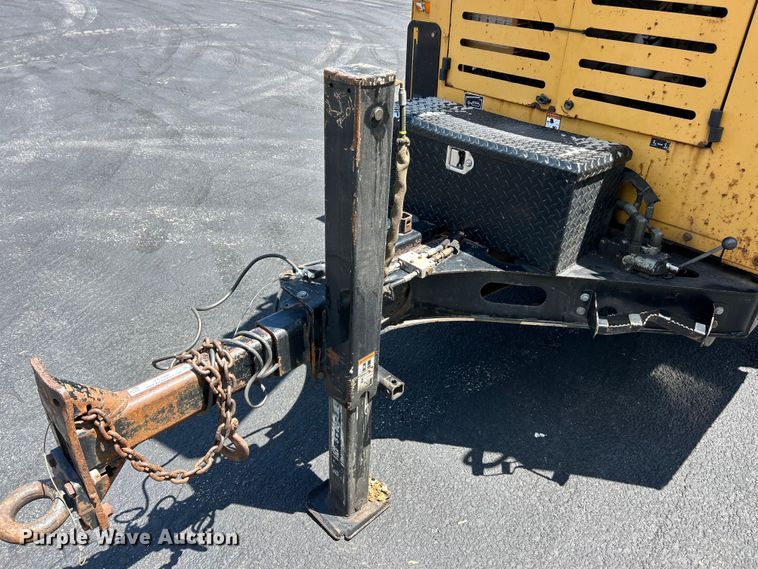 image for item FC5480 2008 Vermeer BC2100XL wood chipper