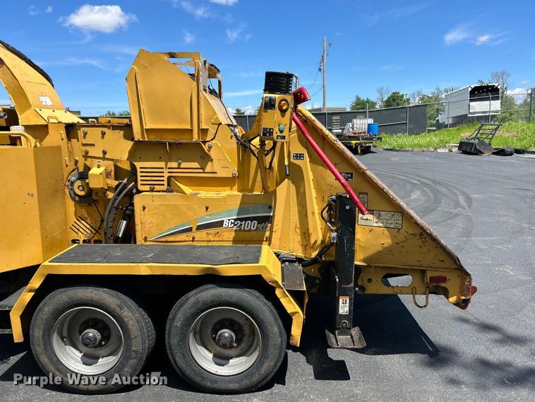 image for item FC5480 2008 Vermeer BC2100XL wood chipper