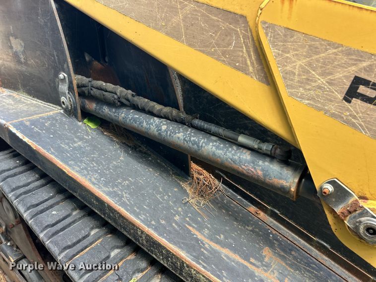 image for item FC5481 ASV PT-100 tracked skid steer loader