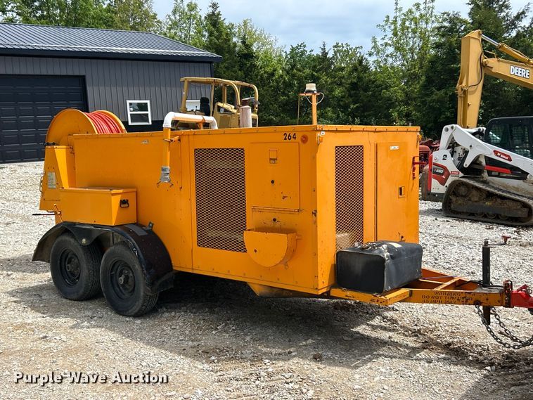 image for item FC5505 1995 Sewer Equipment Co. Of America 747FR2000 sewer jettter trailer