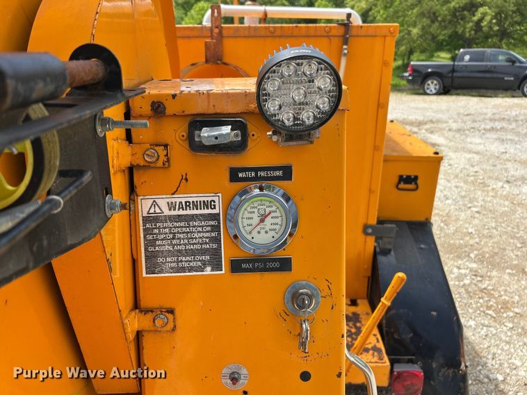 image for item FC5505 1995 Sewer Equipment Co. Of America 747FR2000 sewer jettter trailer