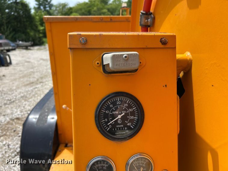 image for item FC5505 1995 Sewer Equipment Co. Of America 747FR2000 sewer jettter trailer