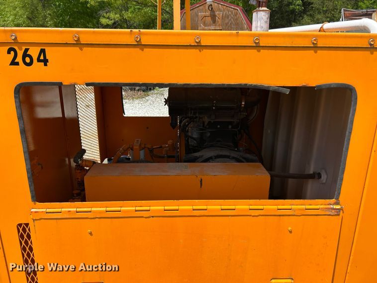 image for item FC5505 1995 Sewer Equipment Co. Of America 747FR2000 sewer jettter trailer