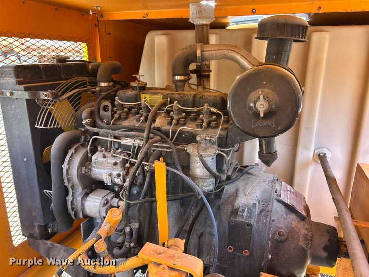 image for item FC5505 1995 Sewer Equipment Co. Of America 747FR2000 sewer jettter trailer