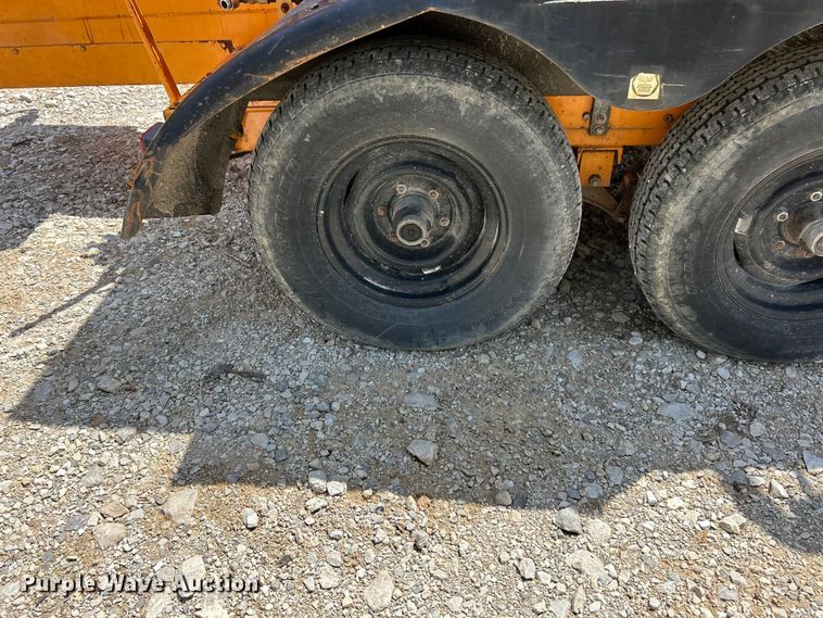 image for item FC5505 1995 Sewer Equipment Co. Of America 747FR2000 sewer jettter trailer