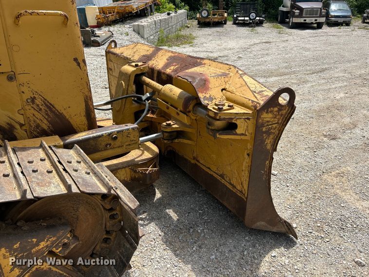 image for item FC5506 2004 Caterpillar D5NXL dozer