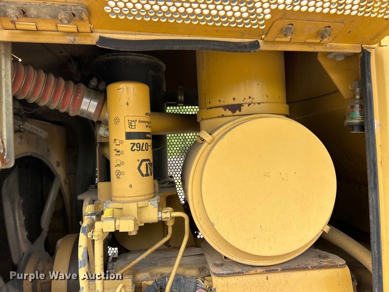 image for item FC5506 2004 Caterpillar D5NXL dozer