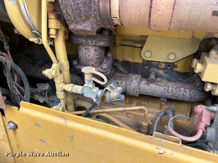 image for item FC5506 2004 Caterpillar D5NXL dozer