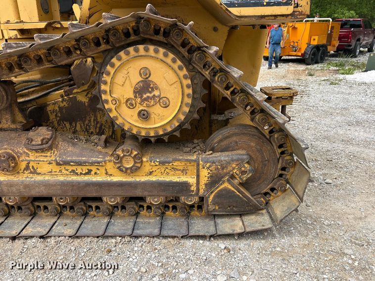 image for item FC5506 2004 Caterpillar D5NXL dozer