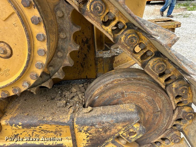image for item FC5506 2004 Caterpillar D5NXL dozer