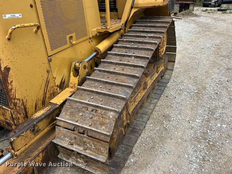 image for item FC5506 2004 Caterpillar D5NXL dozer
