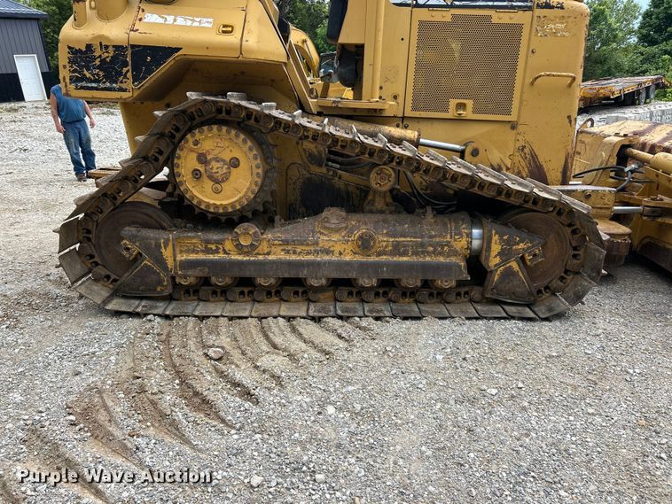image for item FC5506 2004 Caterpillar D5NXL dozer