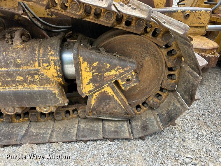 image for item FC5506 2004 Caterpillar D5NXL dozer