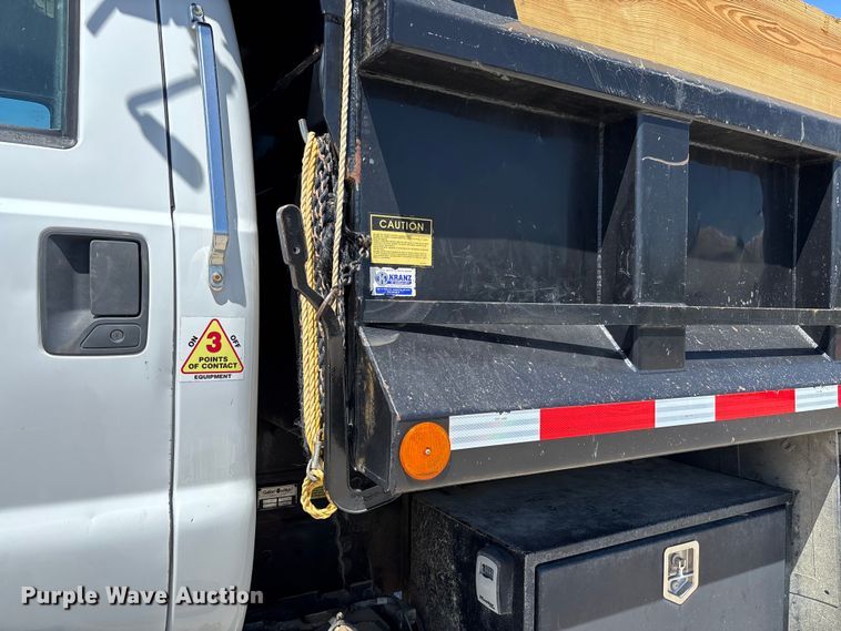 image for item FC5580 2011 Ford F750 Super Duty XL dump truck