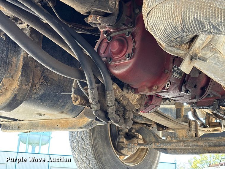 image for item FC5580 2011 Ford F750 Super Duty XL dump truck